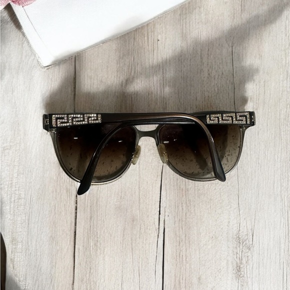 Versace Y2K Sunglasses in Fair Condition Frames Listing - Picture 1 of 8